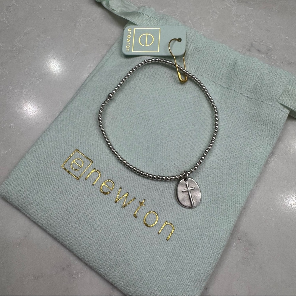 ENewton Silver Cross Pendant Bracelet